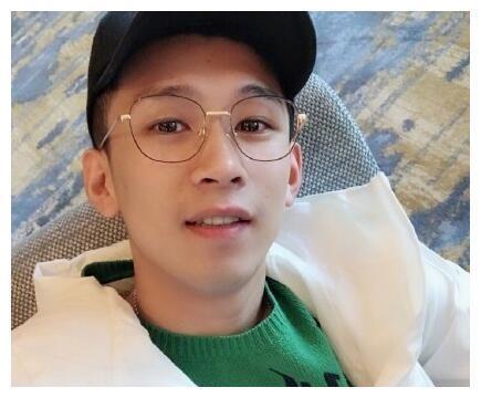李天佑娱乐新闻,揭秘网红背后的故事与争议